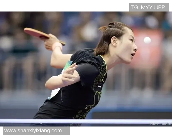 足球巨星跨界解说网球赛事的精彩瞬间与独特视角